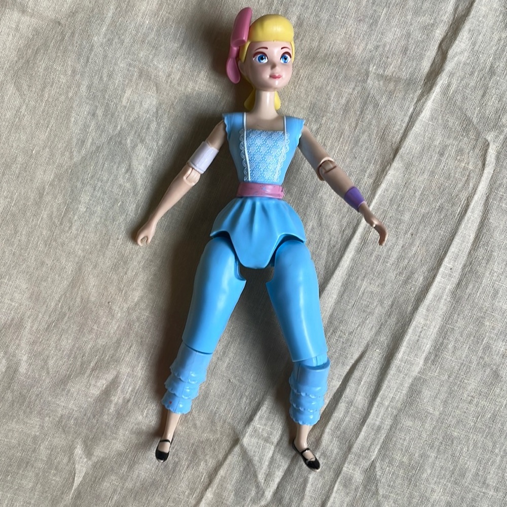 2018 Disney Pixar Mattel Bo Peep Doll Toy Story 4 Posable Doll  8.5"